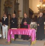 Momento de la ceremonia, presidida por  Mons. Francisco Cases Andreu, Obispo de la Diócesis de Canarias